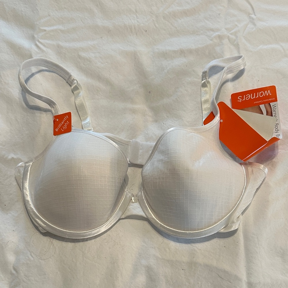 Warner's White Underwire Contour Bra